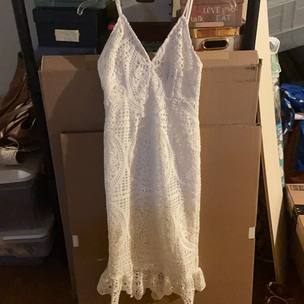 White dress, size small, new with tags
